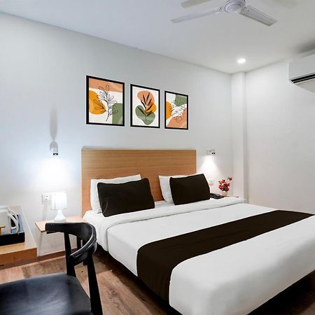 Super Townhouse Gomti Nagar Sector 6 Near Ekana Stadium لاكناو المظهر الخارجي الصورة